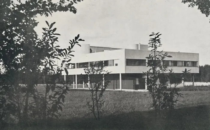 Framed Print : Villa at Poissy, constructed in reinforced concrete, 1933 Framed Print : Villa at Poissy, constructed in reinforced concrete, 1933