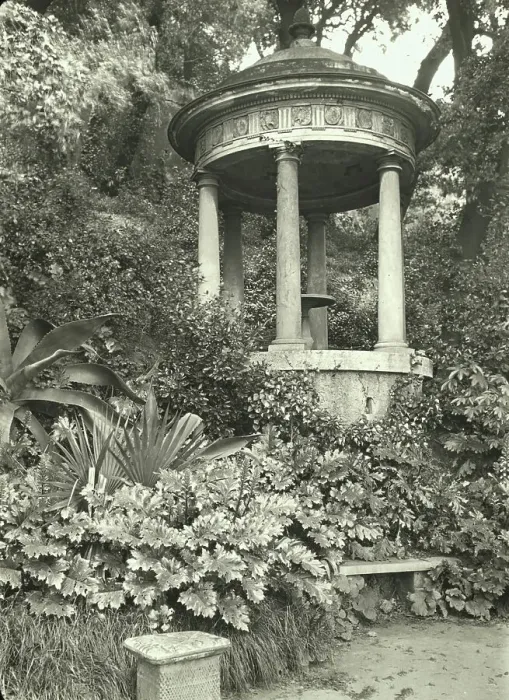 Framed Print : Villa Rolla-Rosazza, Genoa, Italy, 1925. Creator: Frances Benjamin Johnston Framed Print : Villa Rolla-Rosazza, Genoa, Italy, 1925. Creator: Frances Benjamin Johnston