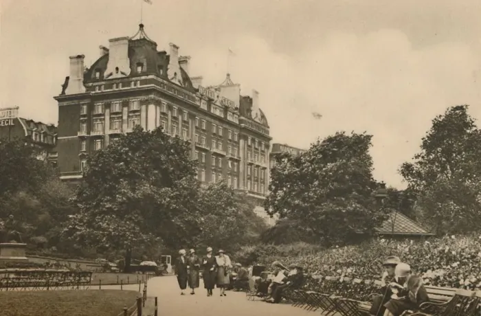 Framed Print : Villiers Street Section of the Victoria Garden and a View of the Cecil Hotel, c1935 Framed Print : Villiers Street Section of the Victoria Garden and a View of the Cecil Hotel, c1935