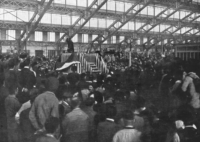 Framed Print : Visites de M Albert Thomas aux usines de guerre; l'Exposition lyonnaise, 1914 (1916). Creator: Unknown Framed Print : Visites de M Albert Thomas aux usines de guerre; l'Exposition lyonnaise, 1914 (1916). Creator: Unknown