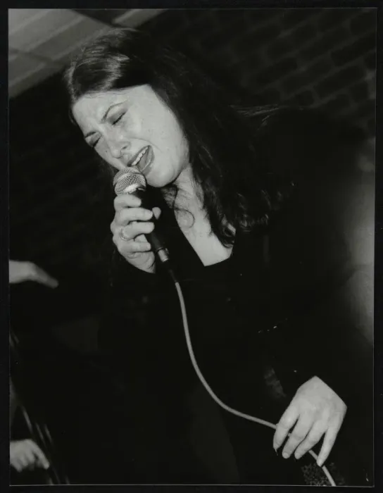 Framed Print : Vocalist Anita Wardell performing at The Fairway, Welwyn Garden City, Hertfordshire, 2000 Framed Print : Vocalist Anita Wardell performing at The Fairway, Welwyn Garden City, Hertfordshire, 2000