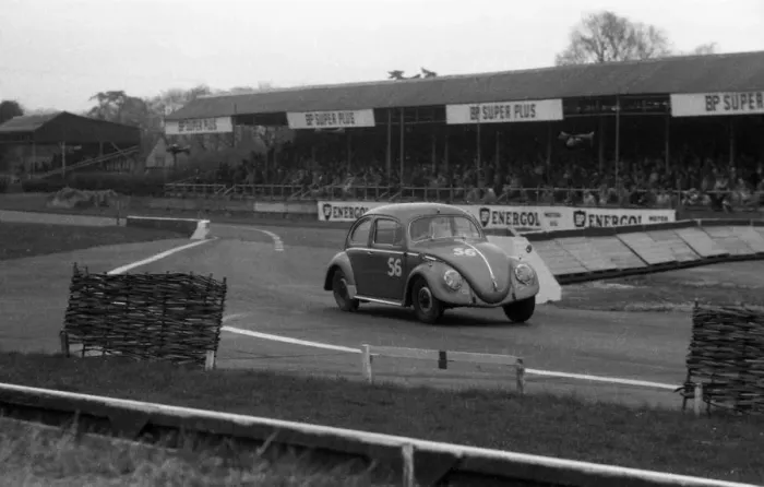 Framed Print : Volkswagen Beetle, R. Vaughan, Goodwood Members Meeting 1958. Creator: Unknown Framed Print : Volkswagen Beetle, R. Vaughan, Goodwood Members Meeting 1958. Creator: Unknown