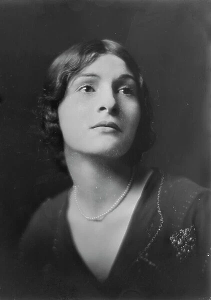 Von Radwan, Inge, Mrs. 1917 July 25. Creator: Arnold Genthe