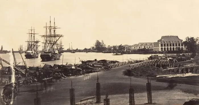 Framed Print : Vue de l Etablissement des Messageries Imperiales, 1866. Creator: Emile Gsell Framed Print : Vue de l Etablissement des Messageries Imperiales, 1866. Creator: Emile Gsell