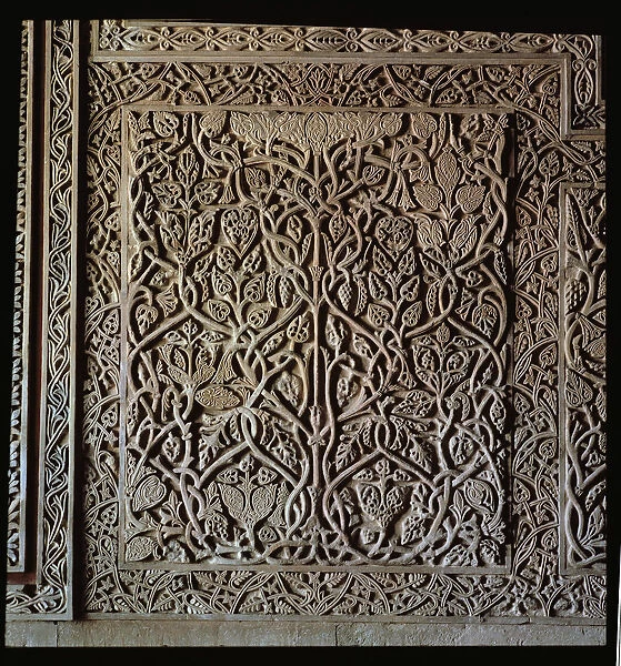 Detail of the wall decoration in the Royal Hall of Medina Azahara