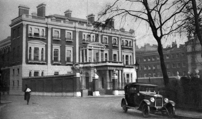 Framed Print : The Wallace Collection, Hertford House, London, 1926-1927. Artist: Arnold Framed Print : The Wallace Collection, Hertford House, London, 1926-1927. Artist: Arnold