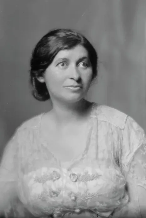 Framed Print : Walling, Anna Strunsky, portrait photograph, 1914 May 27. Creator: Arnold Genthe Framed Print : Walling, Anna Strunsky, portrait photograph, 1914 May 27. Creator: Arnold Genthe