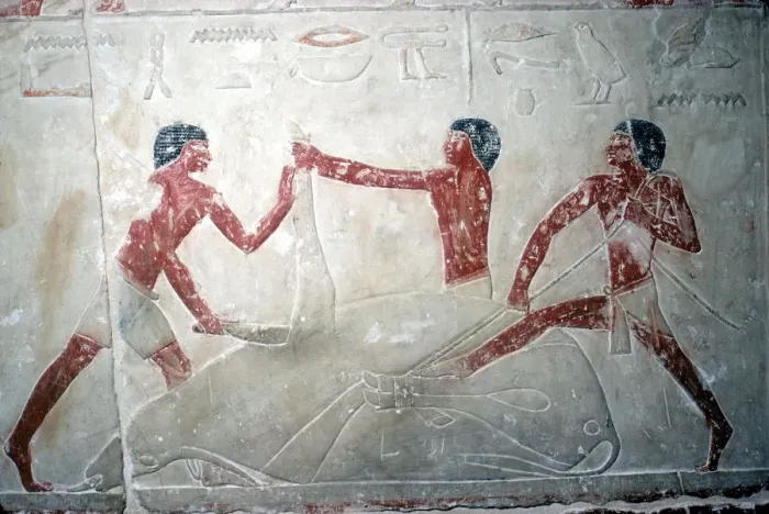 Framed Print : Wallpainting of 3 butchers cutting up a carcase, Tomb of Idut, 5th Dynasty, c2350 BC