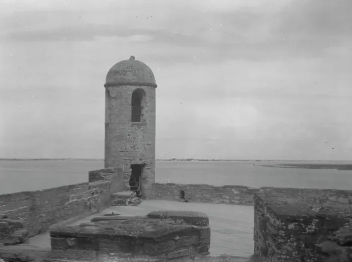 Framed Print : Walls and round tower by the water, Castillo de San Marcos, St. Augustine, Florida, c1920-c1926. Creator: Arnold Genthe Framed Print : Walls and round tower by the water, Castillo de San Marcos, St. Augustine, Florida, c1920-c1926. Creator: Arnold Genthe