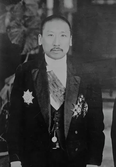 Framed Print : Wang Yitang, between c1915 and c1920. Creator: Bain News Service Framed Print : Wang Yitang, between c1915 and c1920. Creator: Bain News Service