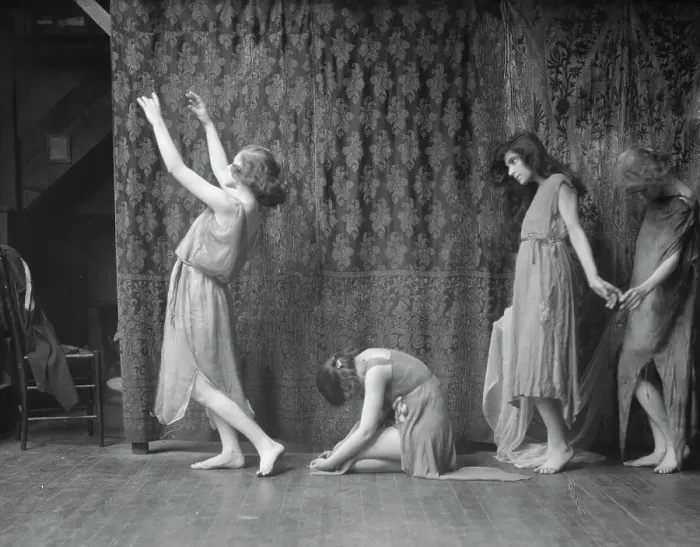 Framed Print : Wanger, Beatrice, Miss, and other dancers, between 1912 and 1920. Creator: Arnold Genthe Framed Print : Wanger, Beatrice, Miss, and other dancers, between 1912 and 1920. Creator: Arnold Genthe