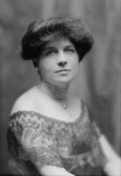 Framed Print : Wanger, S.F. Mrs. portrait photograph, 1912 May 14. Creator: Arnold Genthe Framed Print : Wanger, S.F. Mrs. portrait photograph, 1912 May 14. Creator: Arnold Genthe