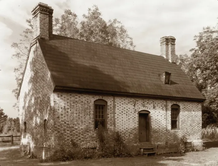 Framed Print : Warburton dependency, Williamsburg, James City County, Virginia, between c1930 and 1939. Creator: Frances Benjamin Johnston Framed Print : Warburton dependency, Williamsburg, James City County, Virginia, between c1930 and 1939. Creator: Frances Benjamin Johnston