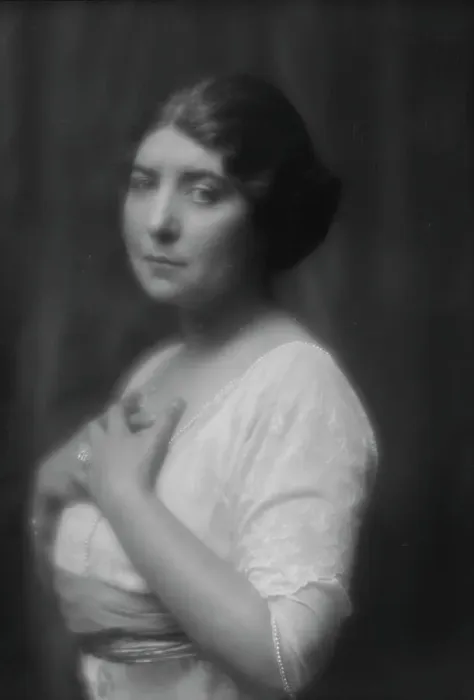 Framed Print : Ware, Helen, Miss, portrait photograph, 1913. Creator: Arnold Genthe Framed Print : Ware, Helen, Miss, portrait photograph, 1913. Creator: Arnold Genthe
