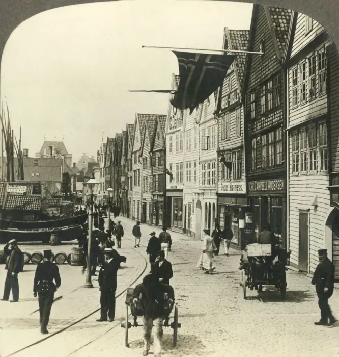 Framed Print : Warehouses along the quay in old town Bergen, for centuries the great fish mart of Norway Framed Print : Warehouses along the quay in old town Bergen, for centuries the great fish mart of Norway