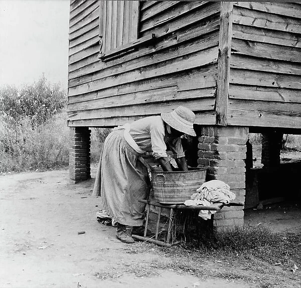 Washing facilities on a Greene County, Georgia, tenant farm, 1937. Creator: Dorothea Lange