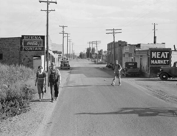 Washington, Buena, Yakima County, 1939. Creator: Dorothea Lange