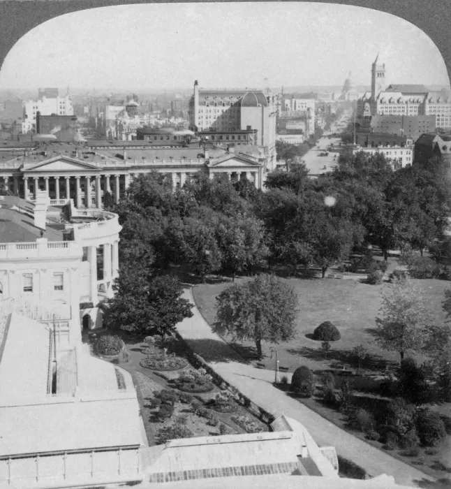 Framed Print : Washington DC. USA, 1902. Artist: Underwood & Underwood Framed Print : Washington DC. USA, 1902. Artist: Underwood & Underwood
