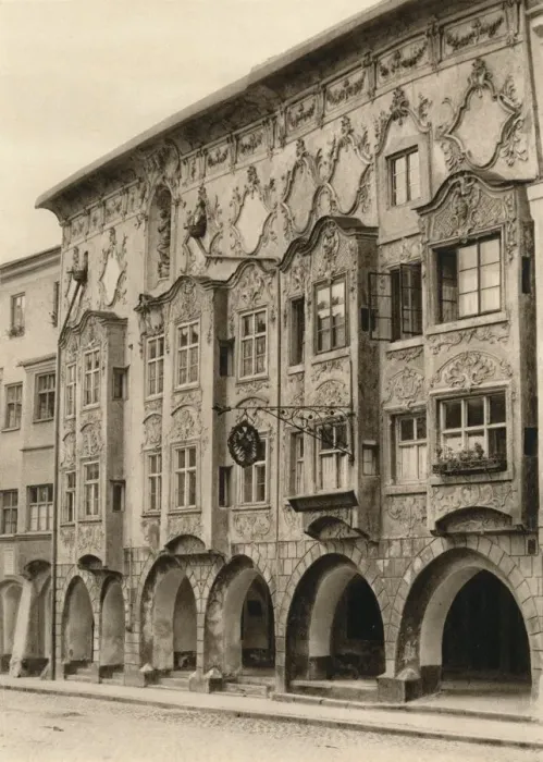 Framed Print : Wasserburg am Inn - Weinhaus, 1931. Artist: Kurt Hielscher Framed Print : Wasserburg am Inn - Weinhaus, 1931. Artist: Kurt Hielscher