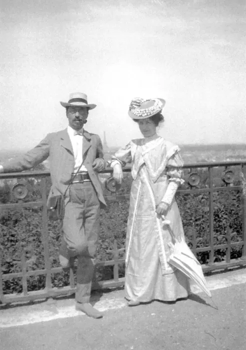 Framed Print : Wassily Kandinsky and Gabriele Muenter, 1906-1907 Framed Print : Wassily Kandinsky and Gabriele Muenter, 1906-1907