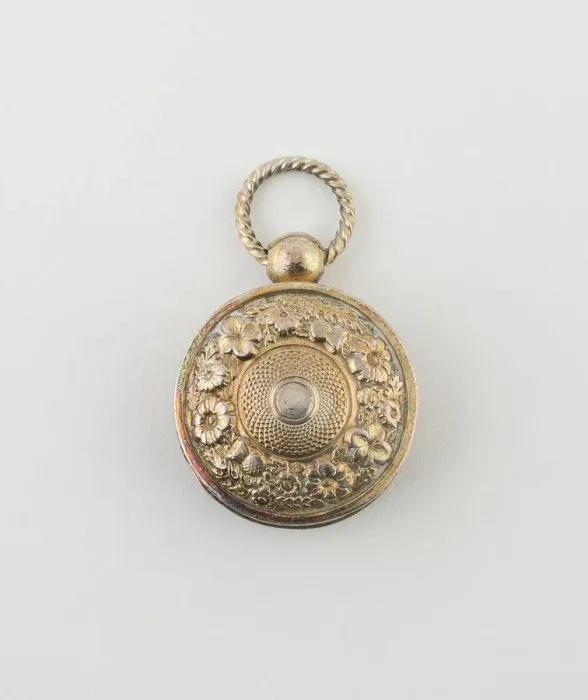 Framed Print : Watch-Shaped Vinaigrette, Birmingham, 1820 / 21. Creator: Joseph Taylor Framed Print : Watch-Shaped Vinaigrette, Birmingham, 1820 / 21. Creator: Joseph Taylor