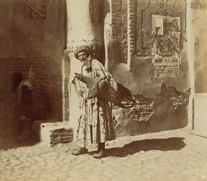 Framed Print : Water-carrier, Samarkand, between 1905 and 1915. Creator: Sergey Mikhaylovich Prokudin-Gorsky Framed Print : Water-carrier, Samarkand, between 1905 and 1915. Creator: Sergey Mikhaylovich Prokudin-Gorsky
