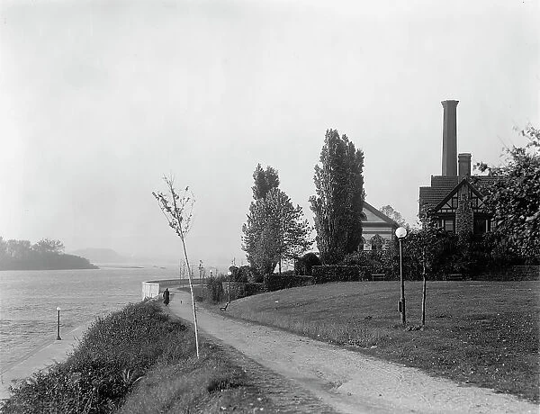 Water works and plaza, Harrisburg, Pa. between 1900 and 1920. Creator: Unknown