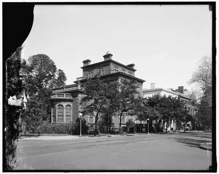 Framed Print : Webster House, between 1910 and 1920. Creator: Harris & Ewing. Webster House, between 1910 and 1920. Creator: Harris & Ewing Framed Print : Webster House, between 1910 and 1920. Creator: Harris & Ewing. Webster House, between 1910 and 1920. Creator: Harris & Ewing