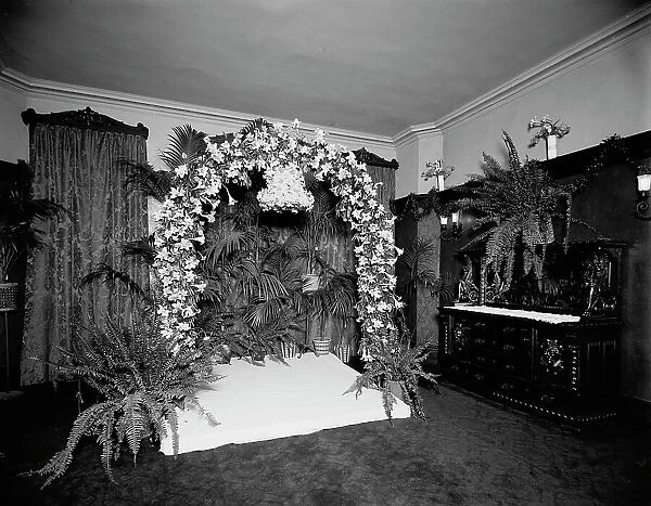 Wedding decorations at Hotel Cadillac, Detroit, Mich. between 1900 and 1905. Creator: Unknown