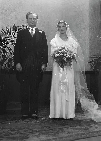 Wedding, possibly of an Elizabeth Duncan dancer, between 1911 and 1942. Creator: Arnold Genthe