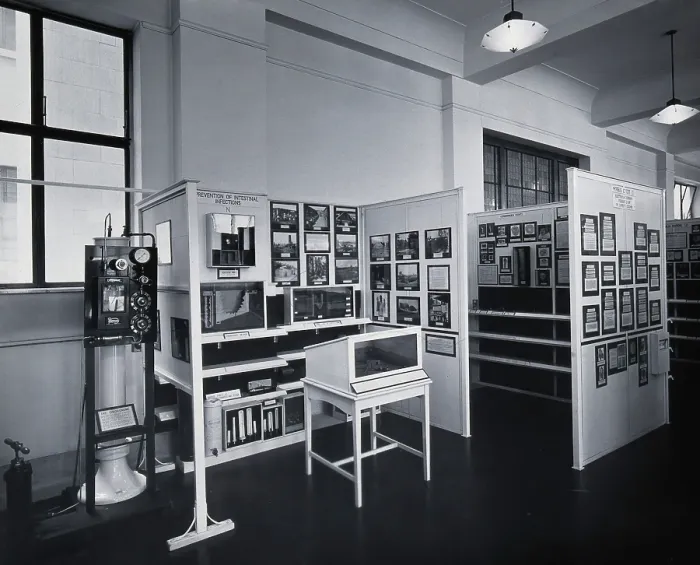 Framed Print : The Wellcome Building, Euston Road, London: part of the Wellcome Museum of Medical Science... 1962. Creator: Unknown Framed Print : The Wellcome Building, Euston Road, London: part of the Wellcome Museum of Medical Science... 1962. Creator: Unknown
