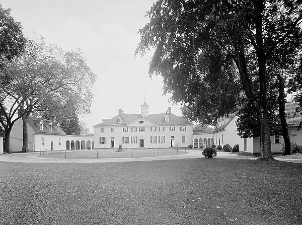 West view of the mansion at Mt. Vernon, c.between 1910 and 1920. Creator: Unknown