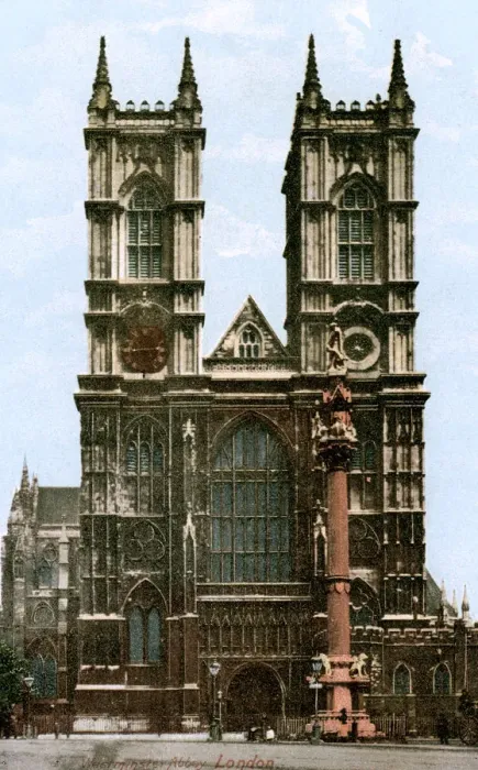 Framed Print : Westminster Abbey, London, early 20th century. Artist: J Beagles & Co Framed Print : Westminster Abbey, London, early 20th century. Artist: J Beagles & Co