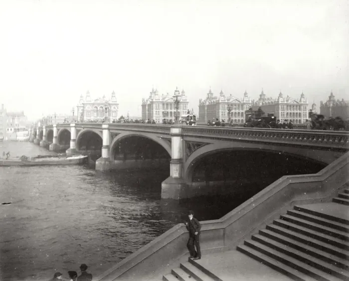 Framed Print : Westminster Bridge and St Thomass Hospital, London, 1887 Framed Print : Westminster Bridge and St Thomass Hospital, London, 1887