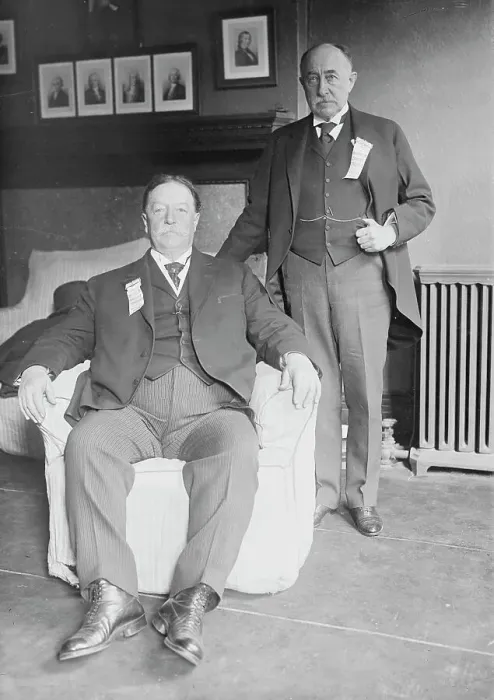 Framed Print : W.H. Taft & J.H. Hammond, between c1915 and c1920. Creator: Bain News Service Framed Print : W.H. Taft & J.H. Hammond, between c1915 and c1920. Creator: Bain News Service