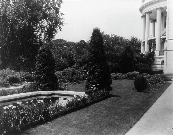 White House, 1600 Pennsylvania Avenue, Washington, D.C. 1921. Creator: Frances Benjamin Johnston