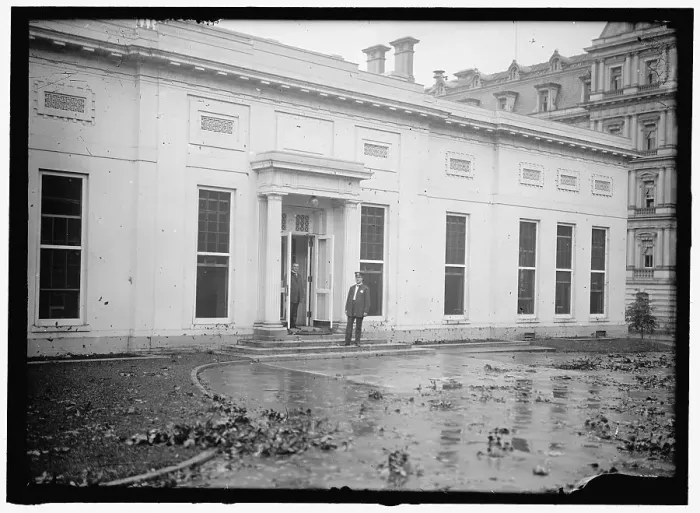 Framed Print : White House - storm damage, between 1913 and 1918. Creator: Harris & Ewing. White House - storm damage, between 1913 and 1918. Creator: Harris & Ewing Framed Print : White House - storm damage, between 1913 and 1918. Creator: Harris & Ewing. White House - storm damage, between 1913 and 1918. Creator: Harris & Ewing