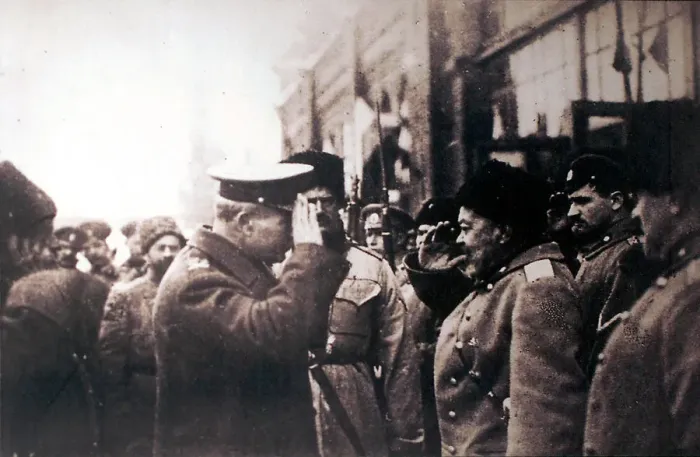 Framed Print : White Russian General Anton Denikin mees British Major-General Frederick Poole, Russia, 1918 Framed Print : White Russian General Anton Denikin mees British Major-General Frederick Poole, Russia, 1918
