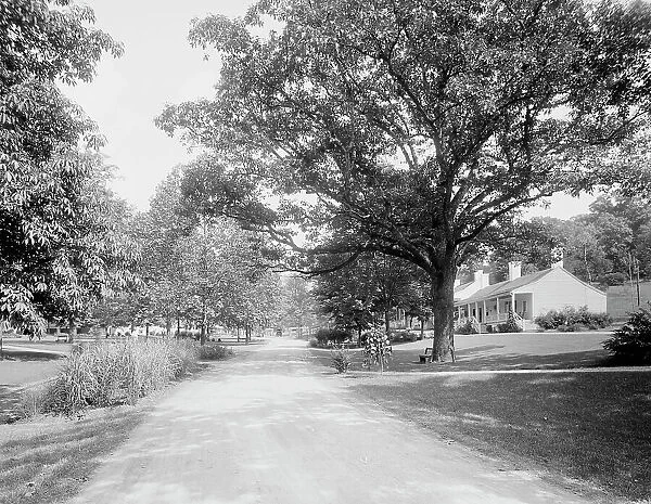 White Sulphur Springs, W. Va. the west approach, c.between 1910 and 1920. Creator: Unknown