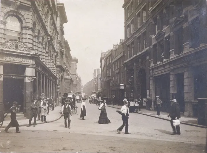 Framed Print : Whitecross Street from Fore Street, London, c1920 Framed Print : Whitecross Street from Fore Street, London, c1920