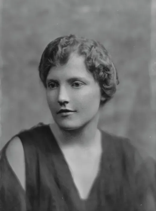Framed Print : Whitley, Marion, Miss, portrait photograph, 1916. Creator: Arnold Genthe Framed Print : Whitley, Marion, Miss, portrait photograph, 1916. Creator: Arnold Genthe