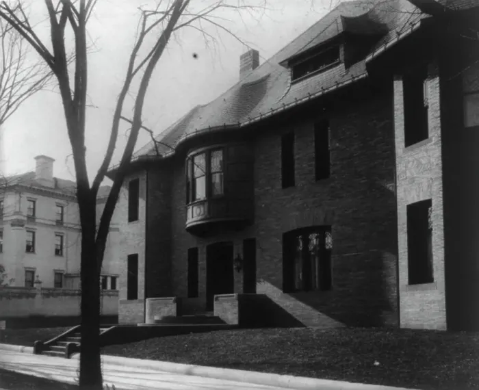 Framed Print : Whittemore House, Washington, D.C.- exterior showing main entrance, c1900. Creator: Frances Benjamin Johnston Framed Print : Whittemore House, Washington, D.C.- exterior showing main entrance, c1900. Creator: Frances Benjamin Johnston