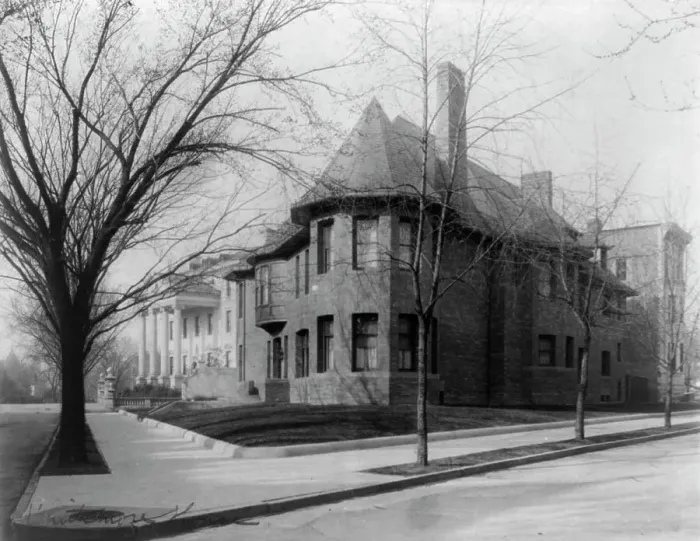 Framed Print : Whittemore House, Washington, D.C.- exterior showing corner, c1900. Creator: Frances Benjamin Johnston Framed Print : Whittemore House, Washington, D.C.- exterior showing corner, c1900. Creator: Frances Benjamin Johnston
