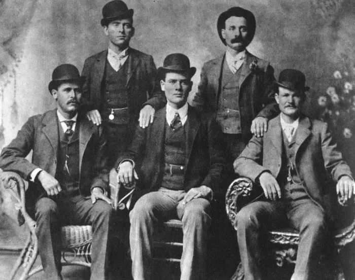 Framed Print : The Wild Bunch, American outlaw gang, 1901 (1954) Framed Print : The Wild Bunch, American outlaw gang, 1901 (1954)