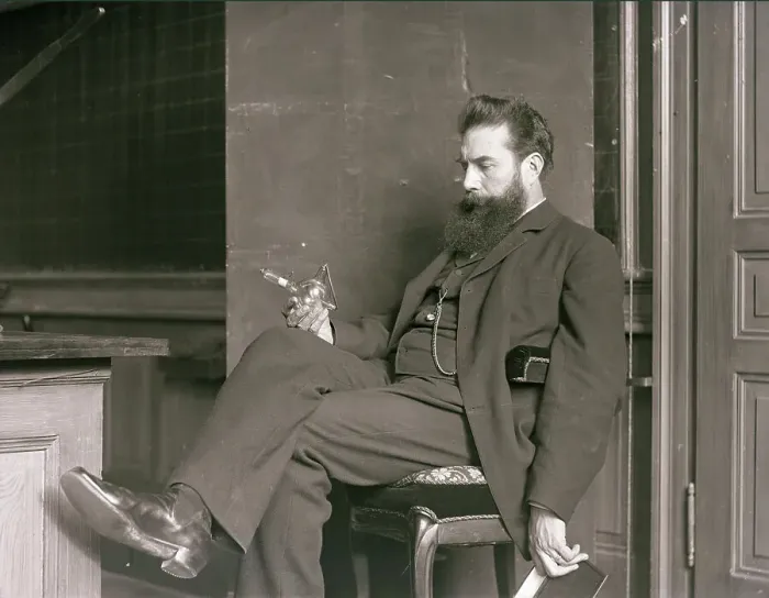Framed Print : Wilhelm Conrad Röntgen in his laboratory, 1896. Creator: Anonymous Framed Print : Wilhelm Conrad Röntgen in his laboratory, 1896. Creator: Anonymous