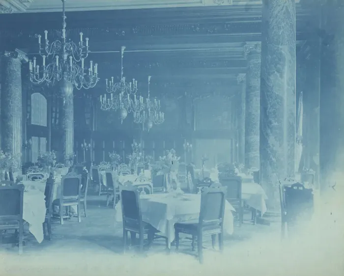 Framed Print : Willard Hotel - dining room, between 1901 and 1910. Creator: Frances Benjamin Johnston Framed Print : Willard Hotel - dining room, between 1901 and 1910. Creator: Frances Benjamin Johnston