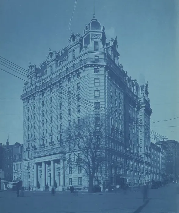 Framed Print : Willard Hotel - exterior view, between 1901 and 1910. Creator: Frances Benjamin Johnston Framed Print : Willard Hotel - exterior view, between 1901 and 1910. Creator: Frances Benjamin Johnston