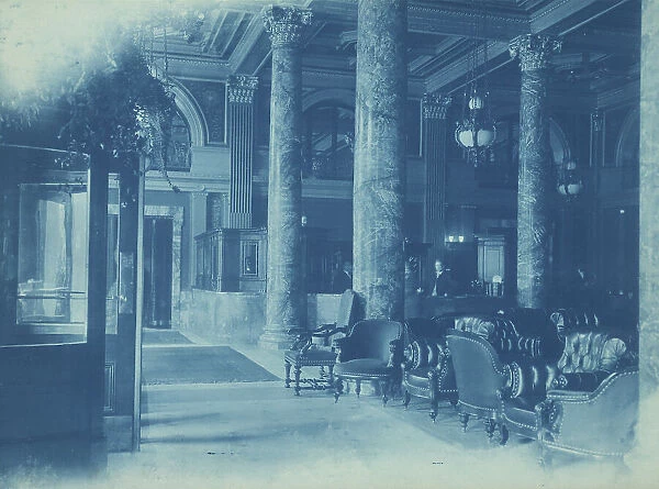 Willard Hotel lobby, between1901 and 1910. Creator: Frances Benjamin Johnston