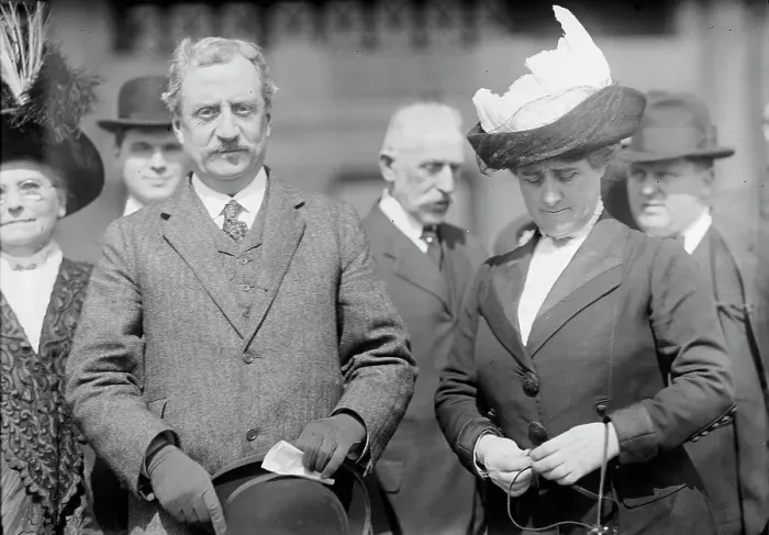 Framed Print : William D. Redmond M.P. Ireland, with Mrs. Redmond. 1912. Creator: Harris & Ewing. William D. Redmond M.P. Ireland, with Mrs. Redmond. 1912. Creator: Harris & Ewing Framed Print : William D. Redmond M.P. Ireland, with Mrs. Redmond. 1912. Creator: Harris & Ewing. William D. Redmond M.P. Ireland, with Mrs. Redmond. 1912. Creator: Harris & Ewing