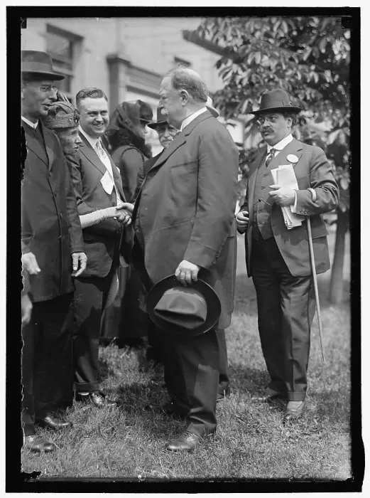 Framed Print : William Howard Taft, between 1913 and 1917. Creator: Harris & Ewing. William Howard Taft, between 1913 and 1917. Creator: Harris & Ewing